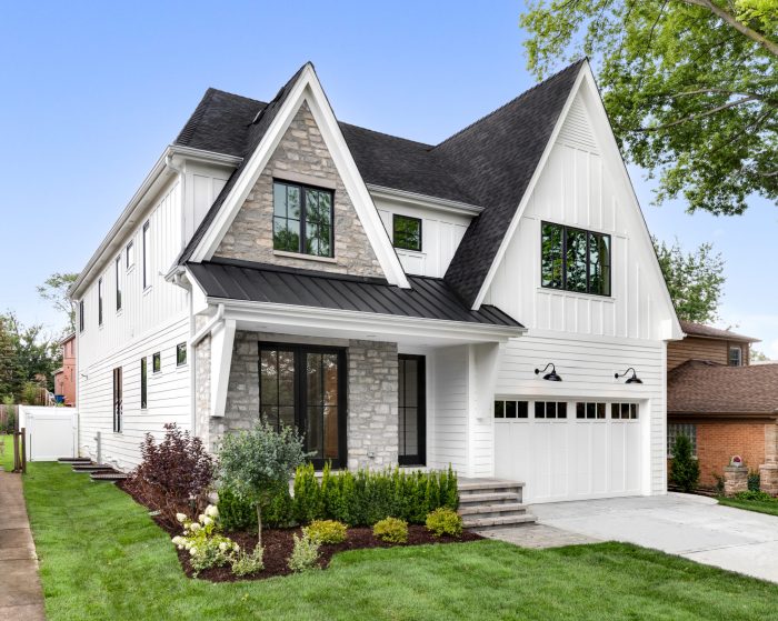 White Siding with Black Trim: Exterior Design Trends